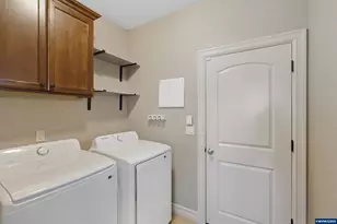 150 Rolling Hills Ave SE, Salem, OR 97306 - Photo 22