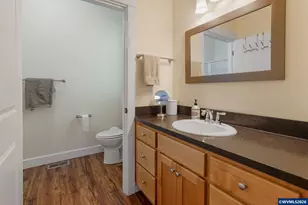 1101 Madison St, Silverton, OR 97381 - Photo 28