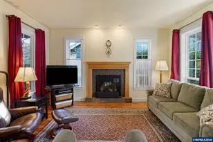 1101 Madison St, Silverton, OR 97381 - Photo 8