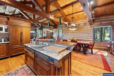 52255 Hunnington Rd, La Pine, OR 97739 - Photo 14