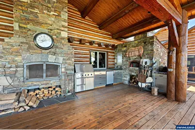 52255 Hunnington Rd, La Pine, OR 97739 - Photo 10