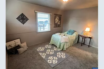 135 College Dr NW, Salem, OR 97304 - Photo 20