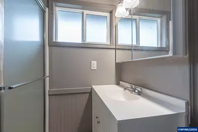 135 College Dr NW, Salem, OR 97304 - Photo 32