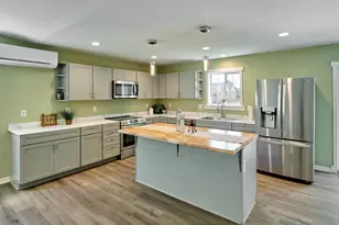 408 Clara Ct NE, Salem, OR 97301 - Photo 8