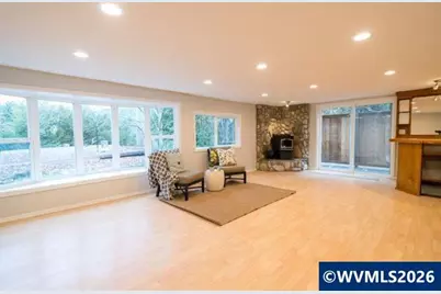483 SE Hazel Av, Mill City, OR 97360 - Photo 14