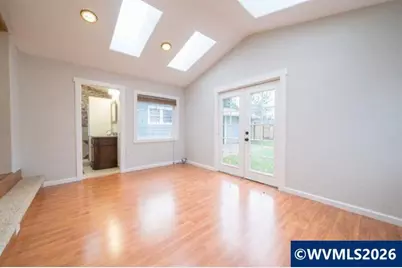 483 SE Hazel Av, Mill City, OR 97360 - Photo 16