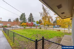 511 E Elwood St, Stayton, OR 97383 - Photo 32