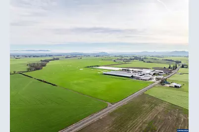 35725 Engle Rd, Albany, OR 97322 - Photo 2