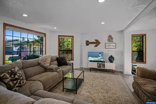 4708 Bohannon St NE, Salem, OR 97305 - Photo 12