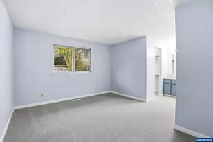 349 NE 18th St, Gresham, OR 97030 - Photo 14