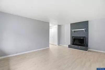 349 NE 18th St, Gresham, OR 97030 - Photo 6