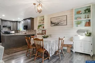 257 N 6th St, Jefferson, OR 97352 - Photo 10