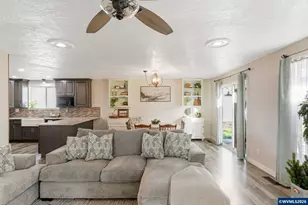 257 N 6th St, Jefferson, OR 97352 - Photo 8