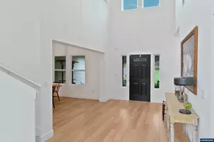 19724 Desantis Ln SE, Silverton, OR 97381 - Photo 8