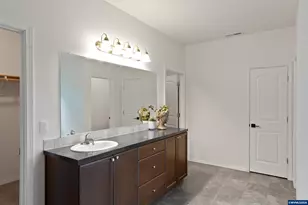 19724 Desantis Ln SE, Silverton, OR 97381 - Photo 28