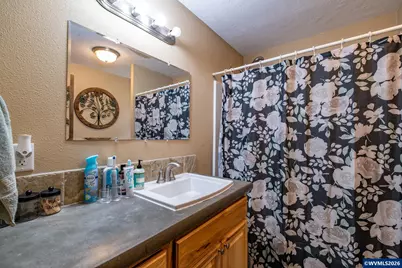 38785 Mountain Home Dr, Lebanon, OR 97355 - Photo 8