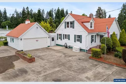 1350 NW Springhill Dr, Albany, OR 97321 - Photo 2