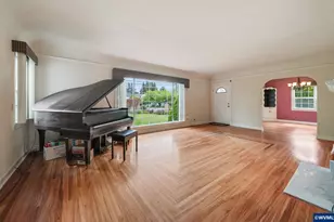 1350 NW Springhill Dr, Albany, OR 97321 - Photo 12