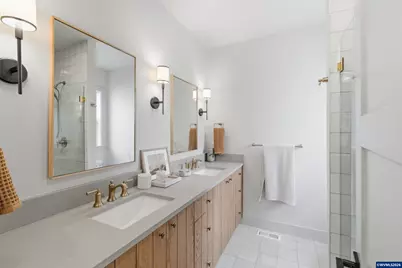 664 NW Crater Lake Dr, Dallas, OR 97338 - Photo 26