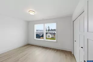 664 NW Crater Lk Dr, Dallas, OR 97338 - Photo 42