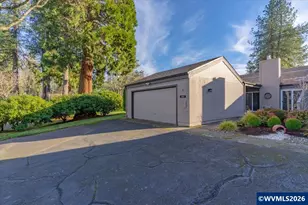 1851 Lexington Cir SE, Salem, OR 97306 - Photo 2