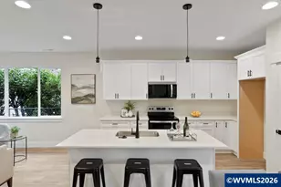 4260 45th Ave NE, Salem, OR 97301 - Photo 12