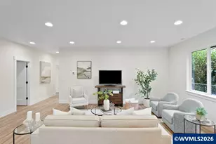 4260 45th Ave NE, Salem, OR 97301 - Photo 8