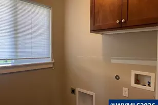 323 NW Pacific Hills Dr, Willamina, OR 97396 - Photo 10