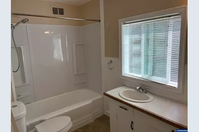 220 7th Av SE, Albany, OR 97321 - Photo 18