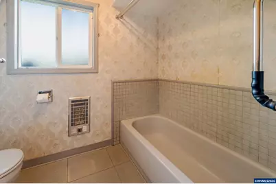 4888 38th Pl NE, Salem, OR 97305 - Photo 28