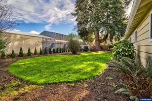 4888 38th Pl NE, Salem, OR 97305 - Photo 30