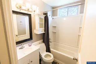 634 Waverly Dr SE, Albany, OR 97322 - Photo 16