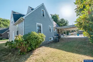 411 Mayer Dr, Lebanon, OR 97355 - Photo 12