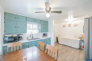 1515 Howard Dr SE, Albany, OR 97322 - Photo 14