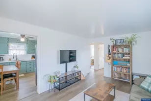 1515 Howard Dr SE, Albany, OR 97322 - Photo 10