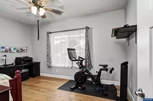 1050 Summer St NE, Salem, OR 97301 - Photo 20