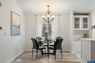 925 New Haven Dr NE, Salem, OR 97317 - Photo 10