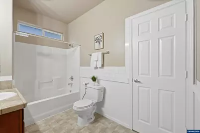 1659 Salmon Run St SW, Albany, OR 97321 - Photo 22