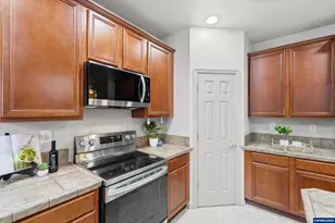 1659 Salmon Run St SW, Albany, OR 97321 - Photo 12