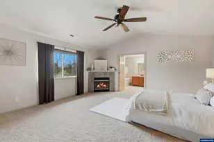 1659 Salmon Run St SW, Albany, OR 97321 - Photo 14