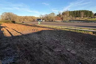 595 NE Evergreen Ave, Dallas, OR 97338 - Photo 6