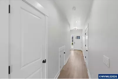 595 NE Evergreen Av, Dallas, OR 97338 - Photo 16