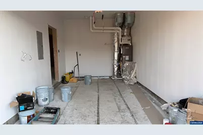 595 NE Evergreen Av, Dallas, OR 97338 - Photo 10