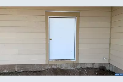 597 NE Evergreen Av, Dallas, OR 97338 - Photo 6