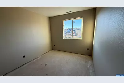 597 NE Evergreen Av, Dallas, OR 97338 - Photo 16