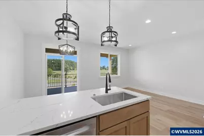 597 NE Evergreen Av, Dallas, OR 97338 - Photo 16