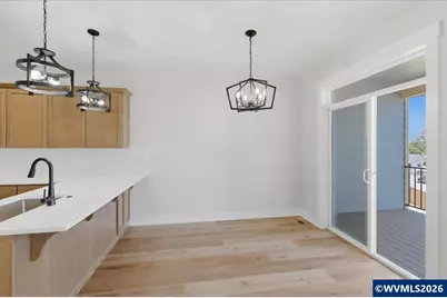 597 NE Evergreen Av, Dallas, OR 97338 - Photo 18