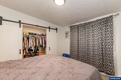 690 W Morton St, Lebanon, OR 97355 - Photo 12