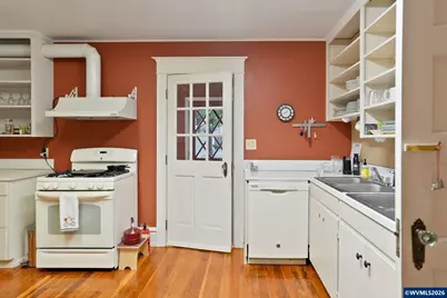 292 17th St SE, Salem, OR 97301 - Photo 20