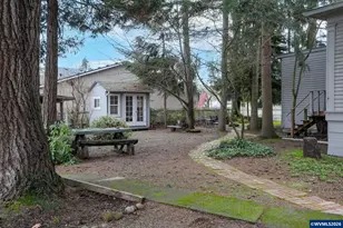 292 17th St SE, Salem, OR 97301 - Photo 40